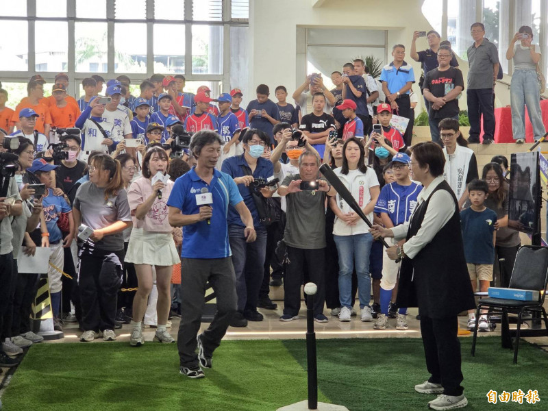 搭上AI!運動部給彰化500萬元 350名棒球選手專屬「運動履歷」