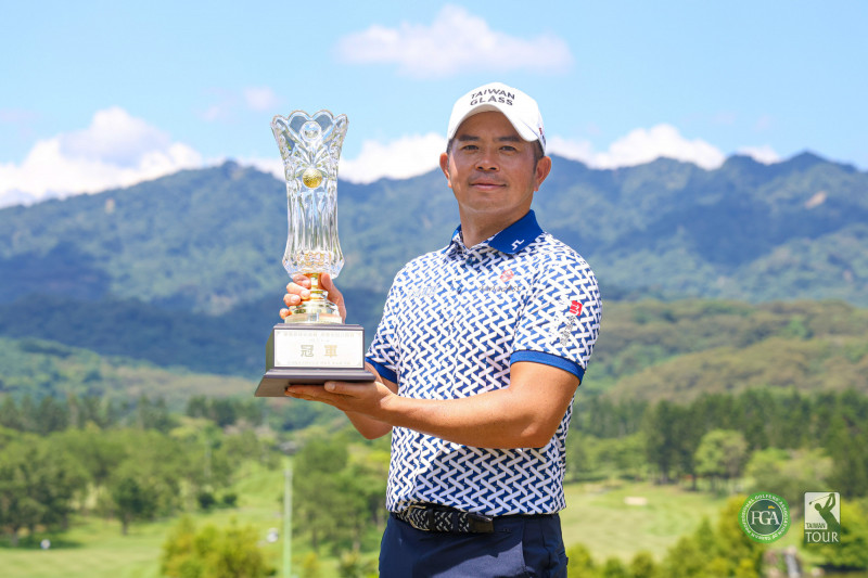 高球》詹世昌抓鳥1桿險勝 克服肩傷壓力暌違3年再奪冠