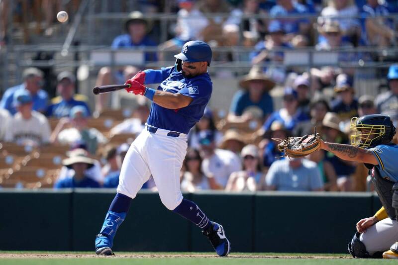 MLB》拉辛有新替補!道奇開箱打擊率破3成新秀 父親也是大聯盟捕手