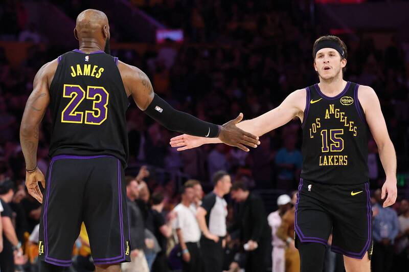 NBA》少拿1.5億!里維斯與湖人簽57億約 「詹皇」離隊讓他深有感觸