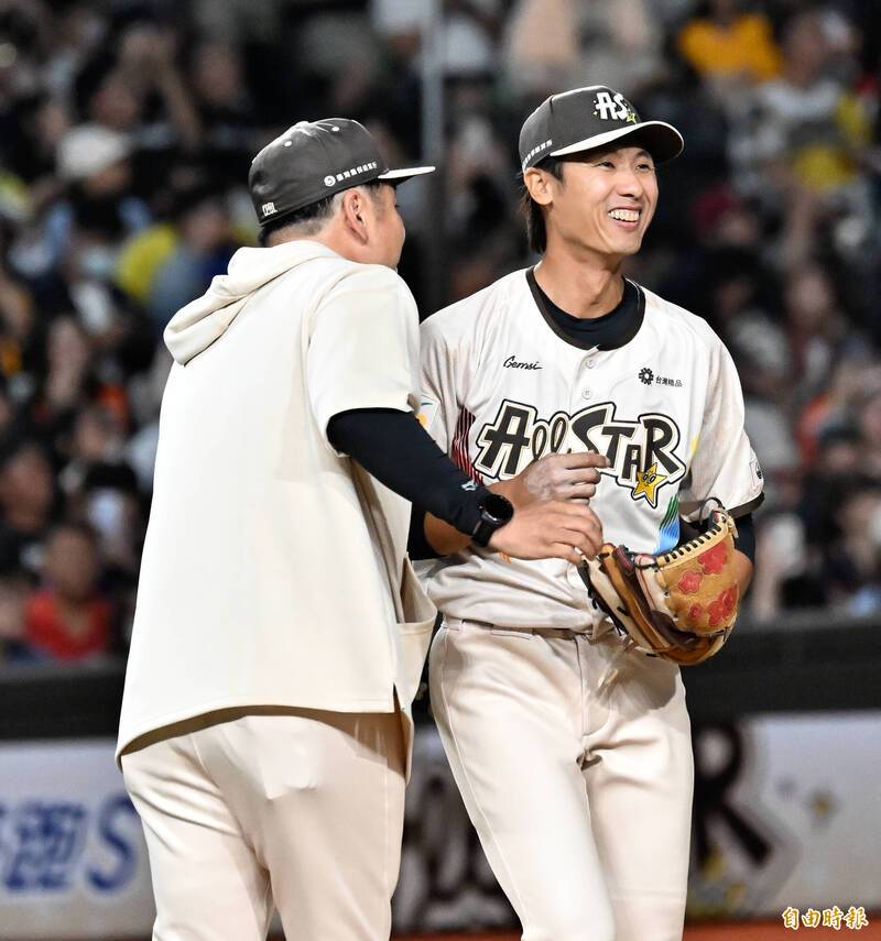 中職明星賽》生涯對決張泰山62+1次 官大元非常感恩