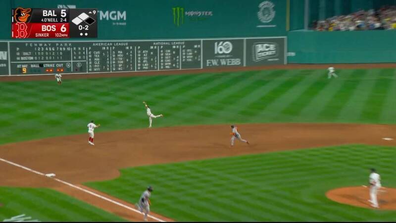 MLB》別忘了鄭宗哲!空中抓飛鳥美技守住逆轉危機 美媒:難以置信