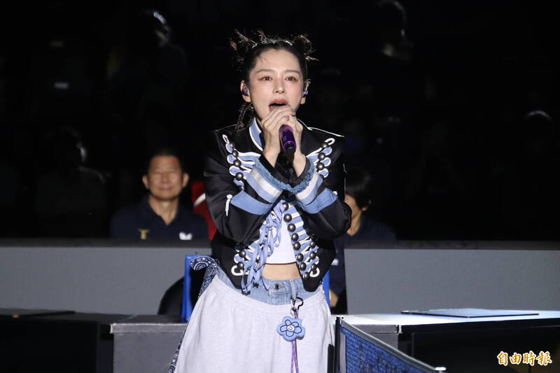 桌球》徐若瑄熱唱「黑色餅乾」名曲 透露和台灣一姐鄭怡靜的緣分