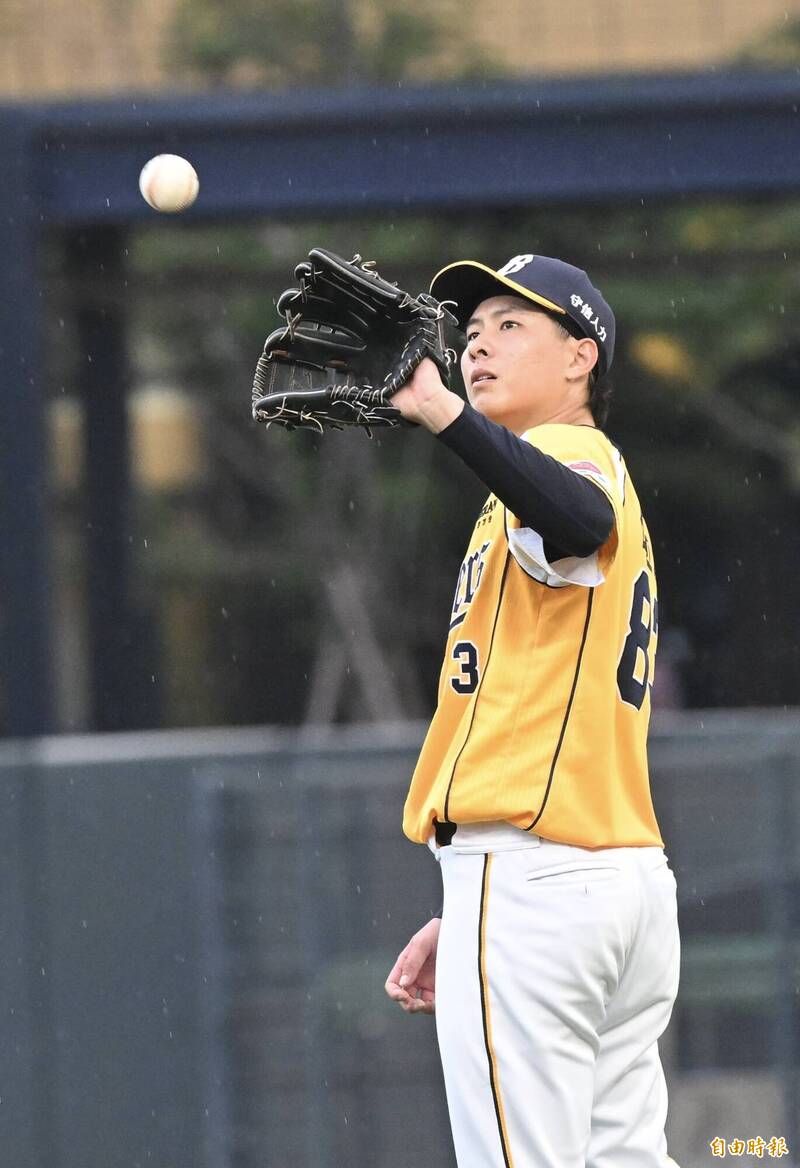 中職》伍立辰沒度過打線第3輪 兄弟教頭有個建言