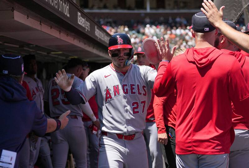 MLB》單月打擊率破3成!「神鱒」睽違許久單場4安、天使中止3連敗