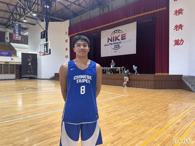 U18亞洲盃》四星高中生陳卡特助拳 隊長劉廷寬:台灣沒有這種球員