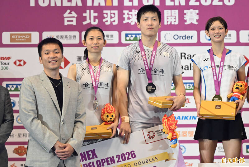 台北賽》被前戰友李洋頒獎 楊博軒、胡綾芳笑稱要跟他請教幾招