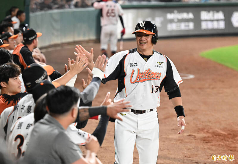 中職》43歲依舊勇猛! 陳鏞基一棒定江山