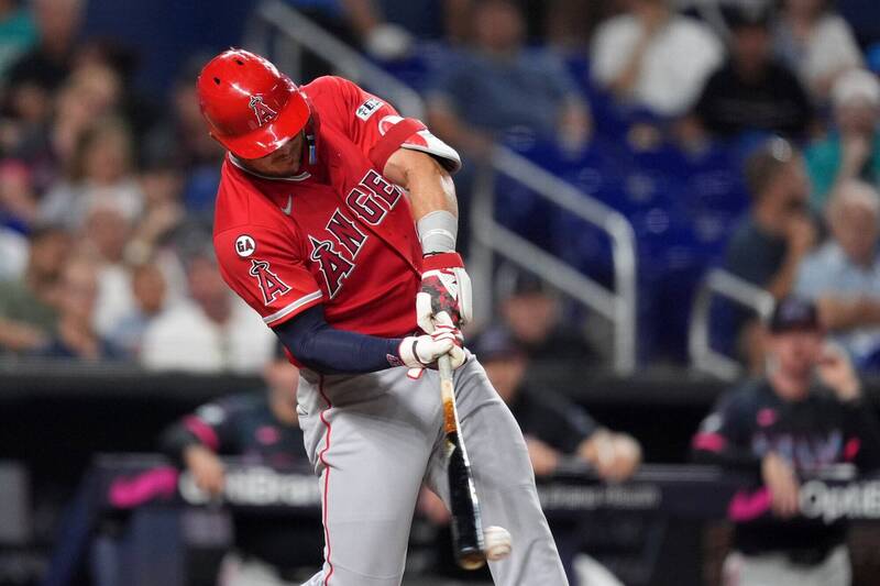 MLB》孤獨的神主牌繼續寫紀錄!12屆明星「神鱒」423轟創最狂壯舉