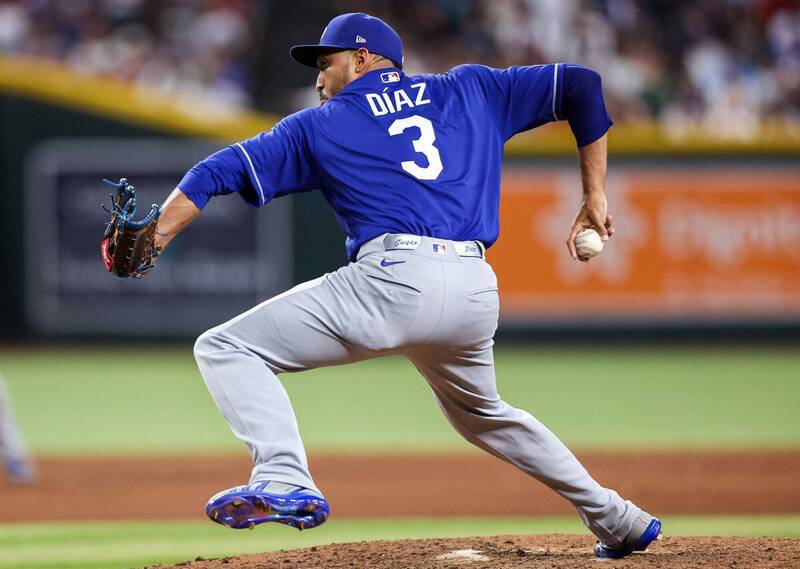 MLB》領22億瘋狂放火!明星終結者狄亞茲連2天砸鍋 道奇主帥說重話