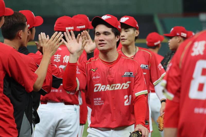 中職》黃子鵬退場才上演逆轉秀 李凱威指出「老虎」今年蛻變之處