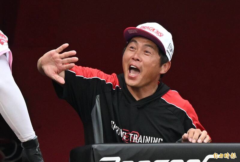 中職》再1勝並列龍隊史最多勝教頭 葉總「從零開始」更在意養成