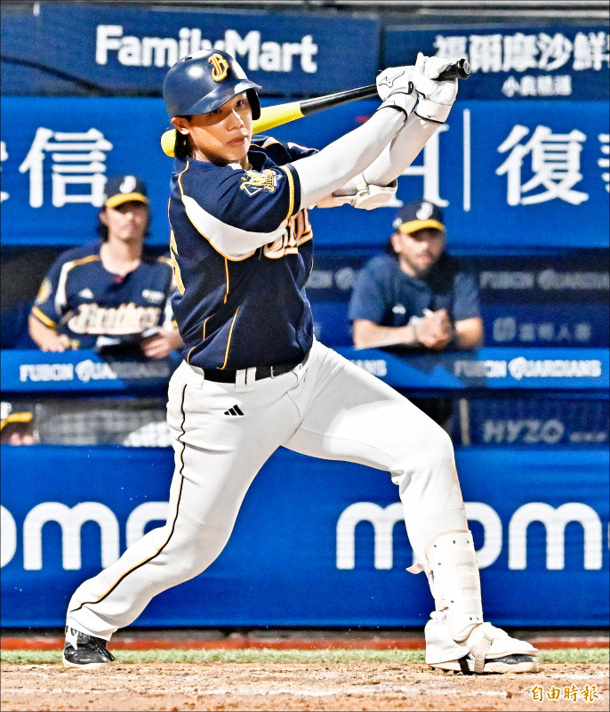 兄弟最佳守備陣形 「黃韋盛必須守一壘」