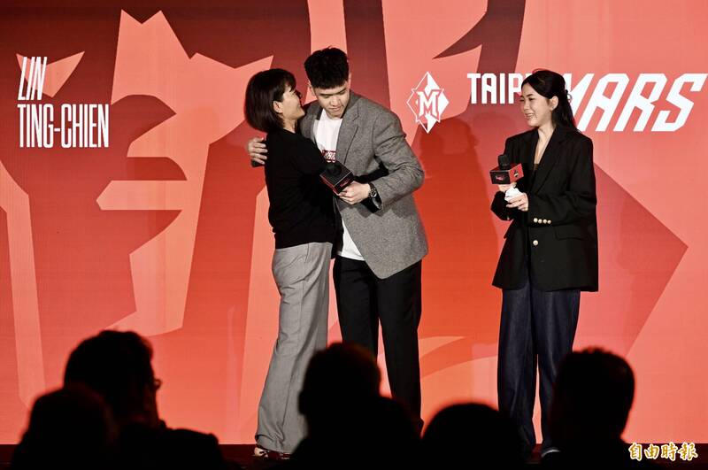 TPBL》「希望他有在看」林庭謙延續父親精神 將長期投入基層籃球