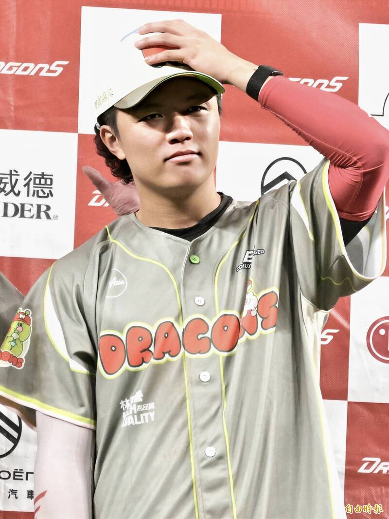中職》自認有一點英雄命 劉俊緯生涯第1支再見安「人很開心、頭很痛苦」