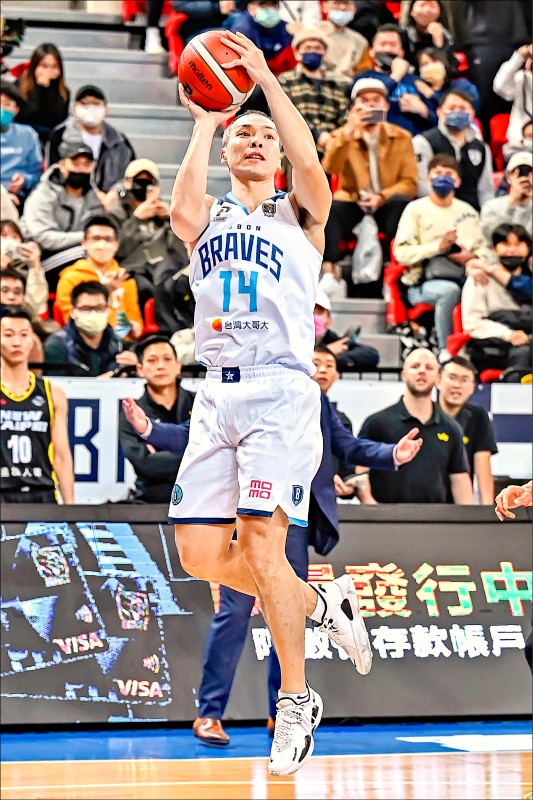 蔡文誠高掛球鞋 乙組出身擁8冠
