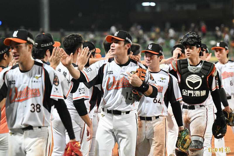 中職》陳鏞基3打點、前3棒跑回7分!獅隊主場大勝悍將