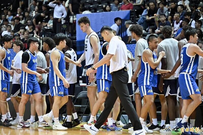 瓊斯盃》高國豪扔出超大號三分成最大亮點 台灣白輸美國24分