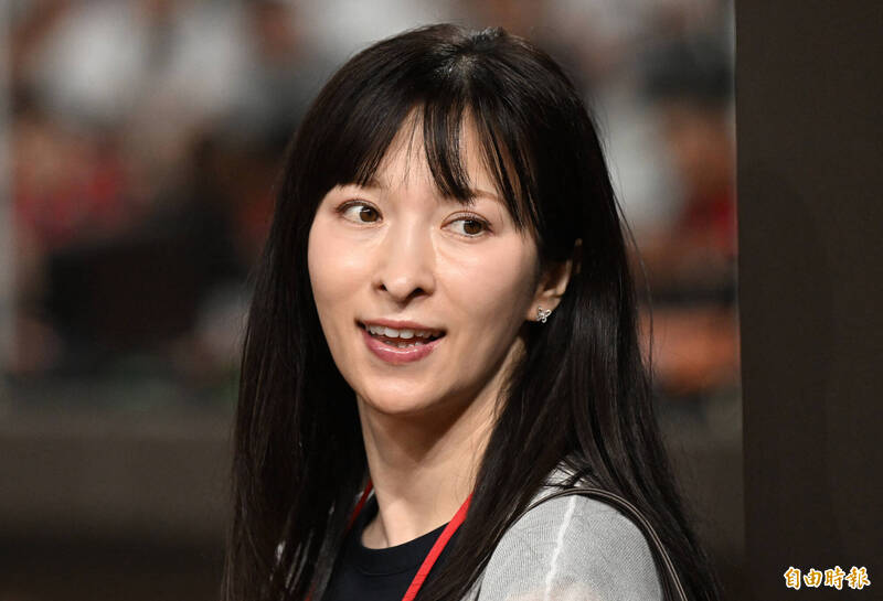 漏網鏡頭》和田毅開球 正妹老婆七夕愛相隨超閃