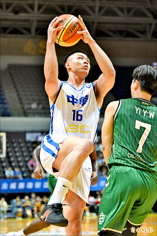瓊斯盃》台灣藍少甫 獨木難敵韓流