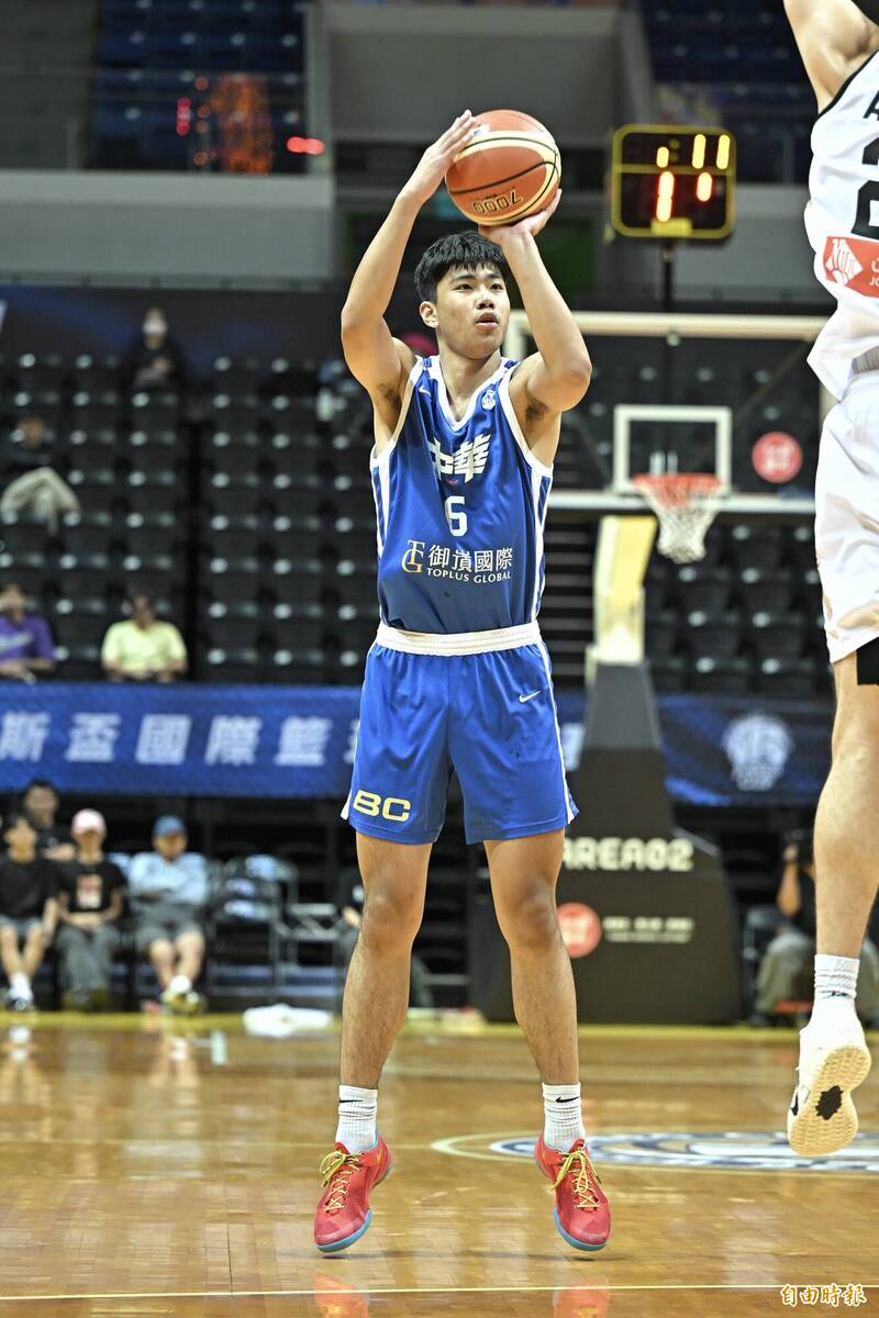 瓊斯盃》劉耕灝5記三分球轟24分無用 台灣白不敵約旦無緣提前晉級