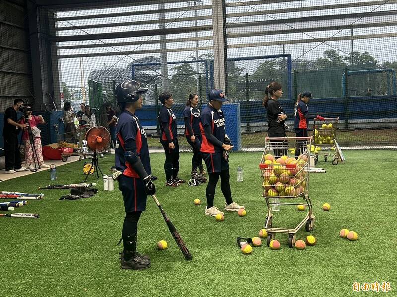 亞運女壘》台灣女壘拚隊史首金 日、中、菲都是假想敵