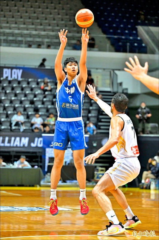 瓊斯盃》劉耕灝飆24分 白隊遭約旦反殺