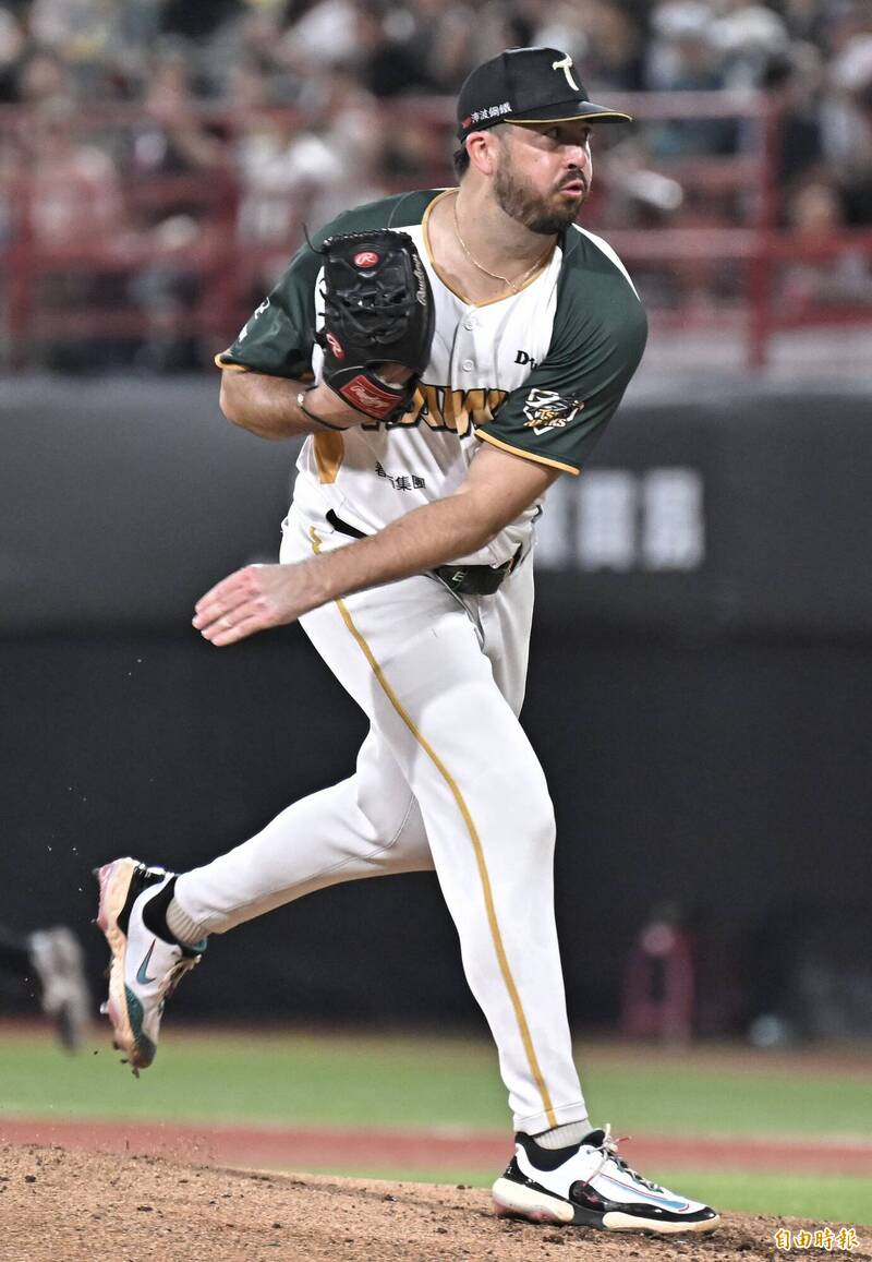 中職》豪取跨季對戰9連勝 艾速特「抓龍」真的有一套!