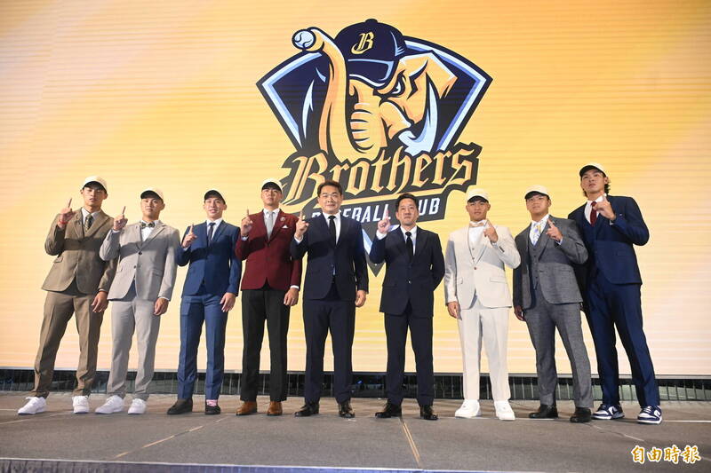 中職》中信兄弟選秀11人全數簽約!U18國手許書誠簽約金公布