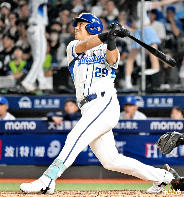 12分之1外野高壓 申皓瑋展現競爭力