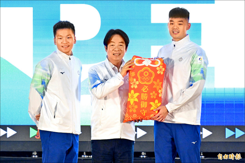 亞運倒數10天 賴總統「授旗」︰政府當最強後盾