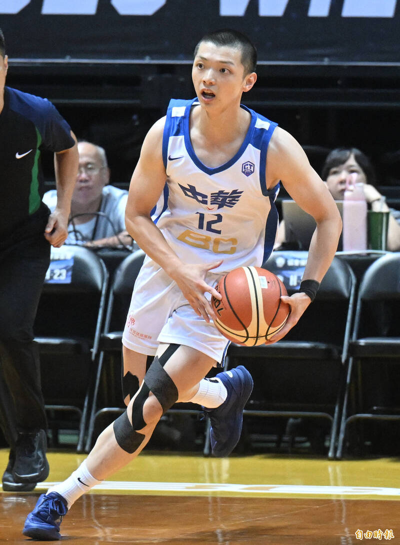 亞運男籃》參賽初體驗開箱選手村和全套裝備 李家慷分享期許