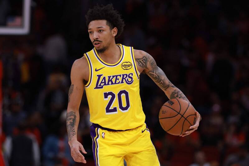 NBA》在湖人當板凳暴徒!22歲得分砍將告別NBA 下一步動向出爐