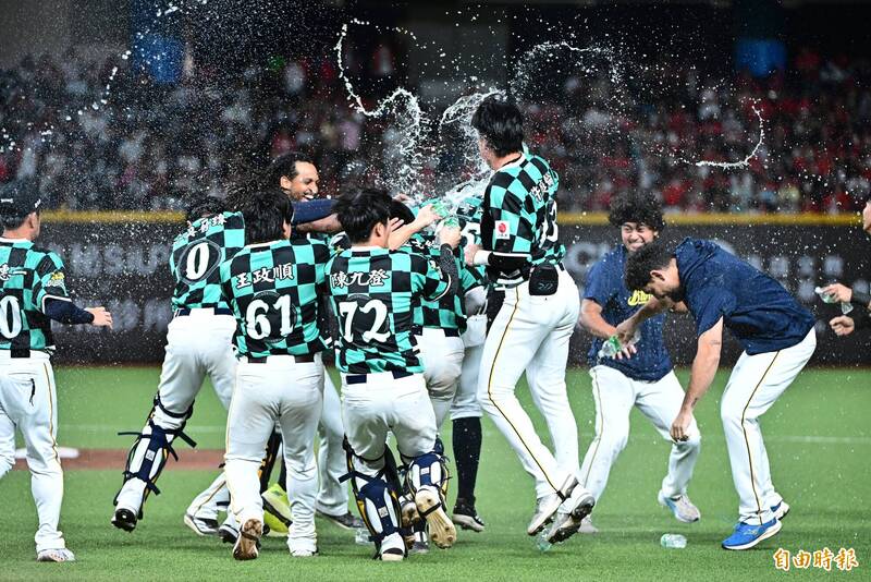 中職》兄弟豪取7連勝 下半季奪冠機率大增！