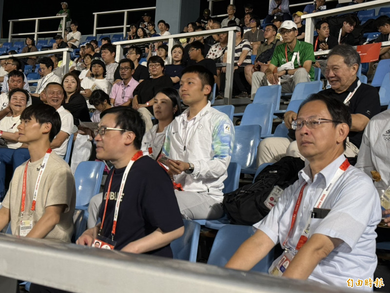 亞運前線》眾所矚目台韓大戰! 李洋跟球迷坐一起挺台灣