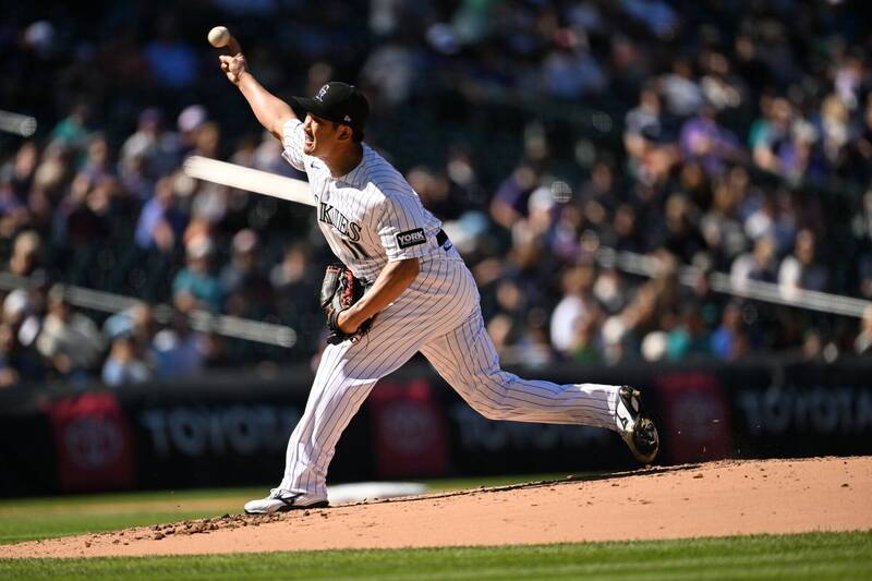 MLB》繳近2個月最少失分 菅野智之好投無用、洛磯連4季百敗M1
