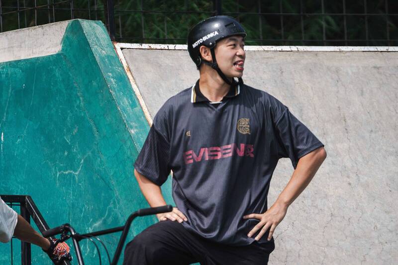 亞運自由車》首列正式項目!32歲名將鄭喬鴻闖BMX自由式決賽