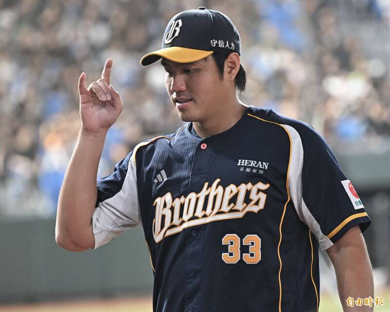 中職》對鄭浩均的叮嚀內容不能透露 平野自春訓起持續提醒