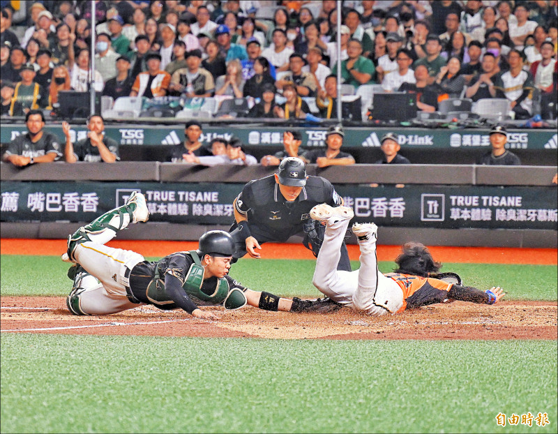 重播輔助改判 坎南完封勝夢碎