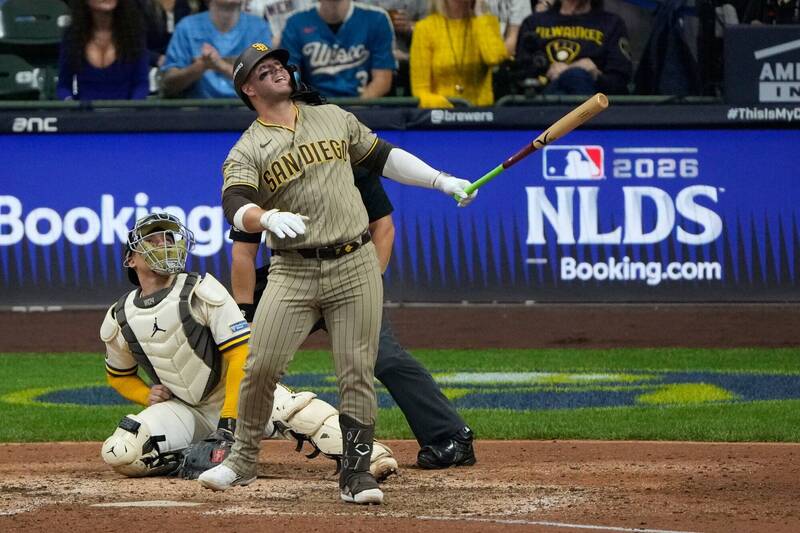 MLB季後賽》教士逆轉轟被天花板沒收!釀酒人火球男:我以為死定了
