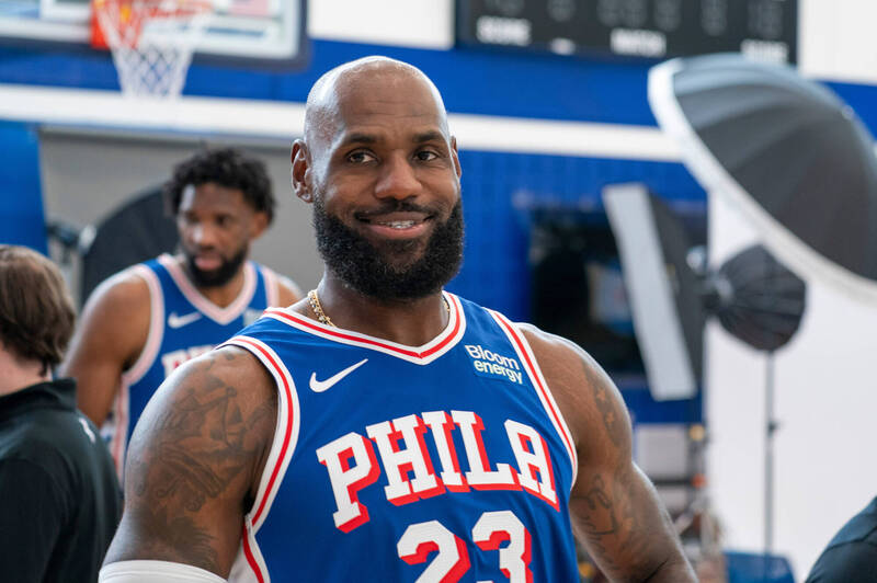NBA》烏龍爆料稱詹皇怒斥遲到的恩比德 知名主播道歉了