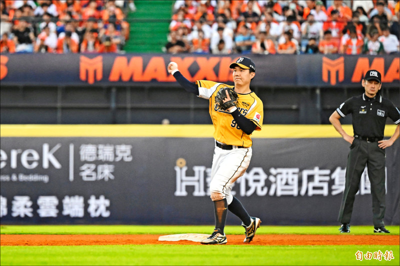 季後挑戰賽》游擊黃金世代 江坤宇後有追兵