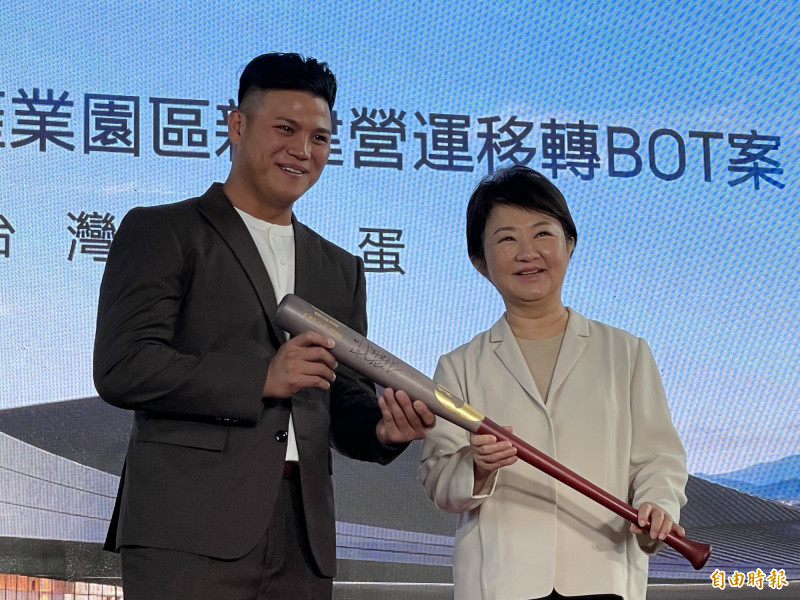 MLB》台中孵600億超巨蛋 李灝宇許願 「未來在超巨蛋出賽」