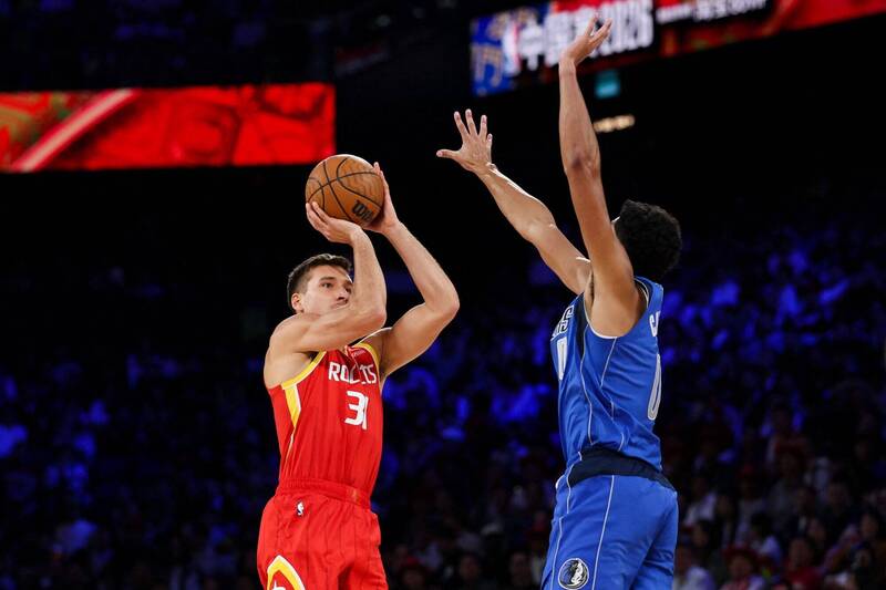 NBA熱身賽》火箭挖到寶!替補射手猛轟5顆三分球退雷霆