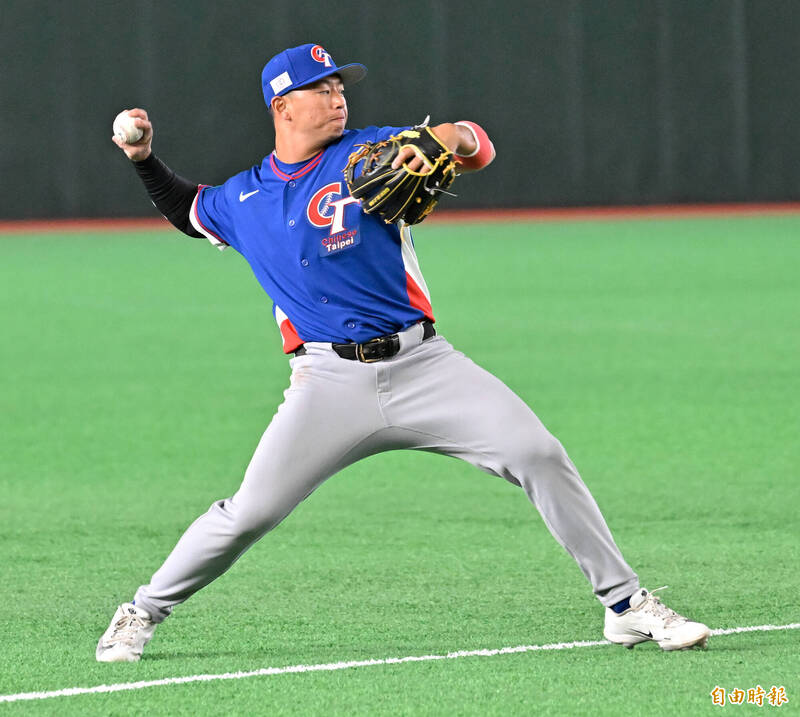 MLB》鄭宗哲返台就去吃肉粽與肉圓 還請媽媽煮牛雜湯