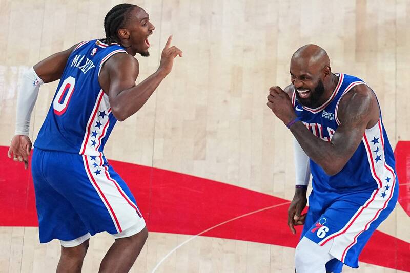 NBA》超多腿可以抱!詹姆斯繳17分仍收生涯最大分差逆轉勝