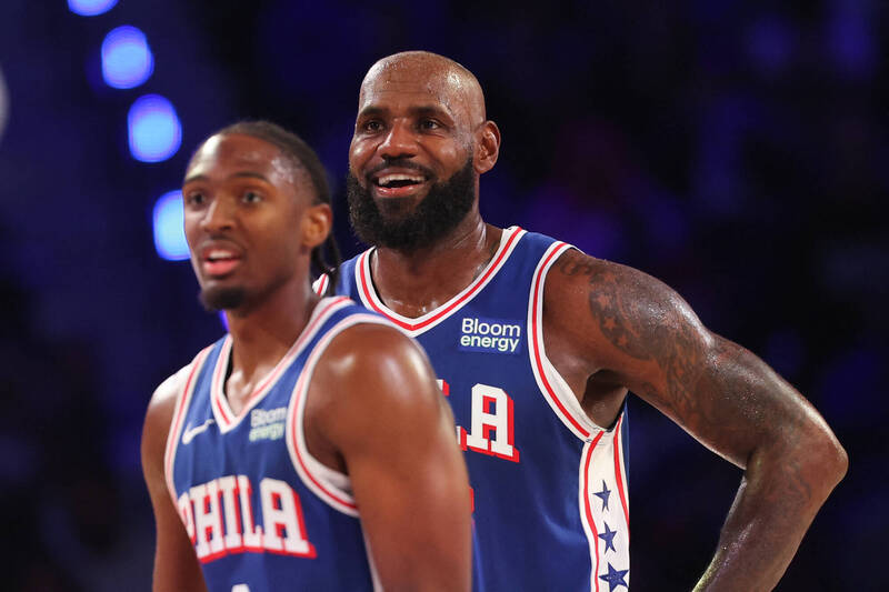 NBA》29分超狂大逆轉!詹姆斯領軍的七六人擊退騎士收2連勝