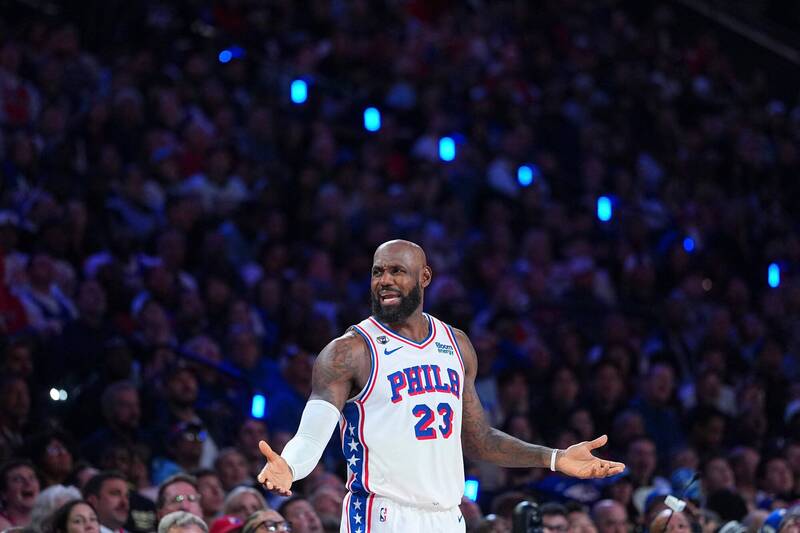 詹皇吞下轉隊後首敗 今日NBA戰績