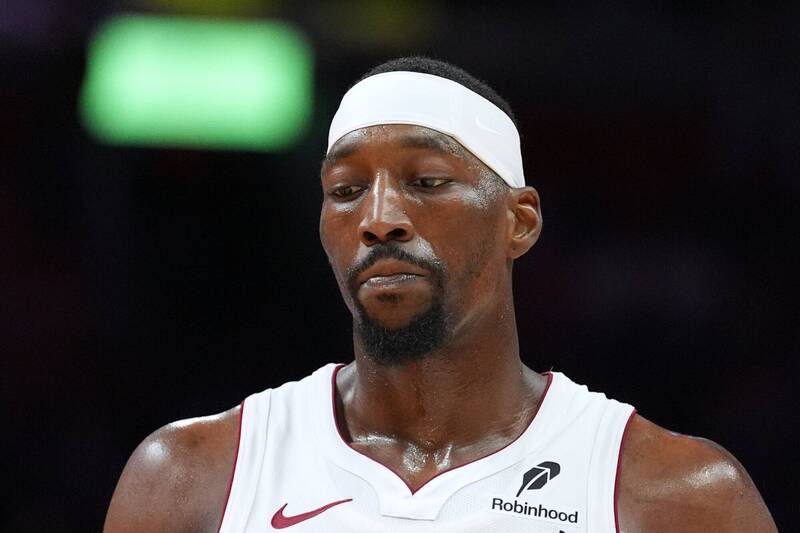 NBA》字母哥幫手在哪? 艾德巴約表現慘不忍睹:我就是進不了