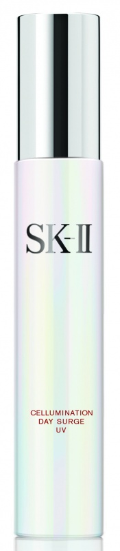 SK-II超解析光感鑽白修護凝霜UV SPF30、PA+++／2,960元
擁有防曬係數、適用於白天的美白乳液，擦上後可省略隔離霜，直接上底妝即可。